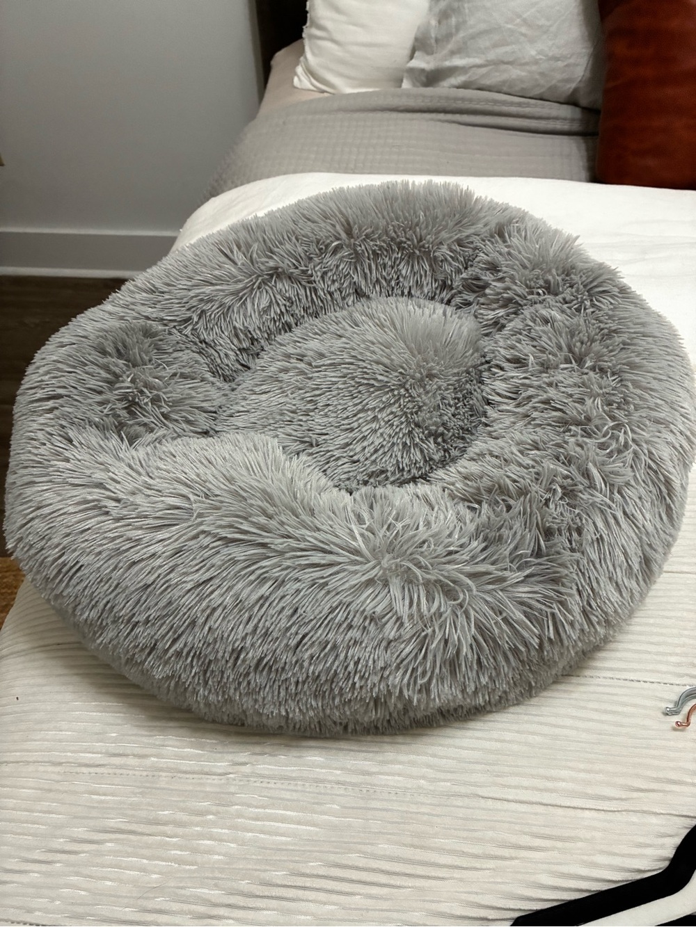 Plush Round Donut Pet Bed in Light Gray